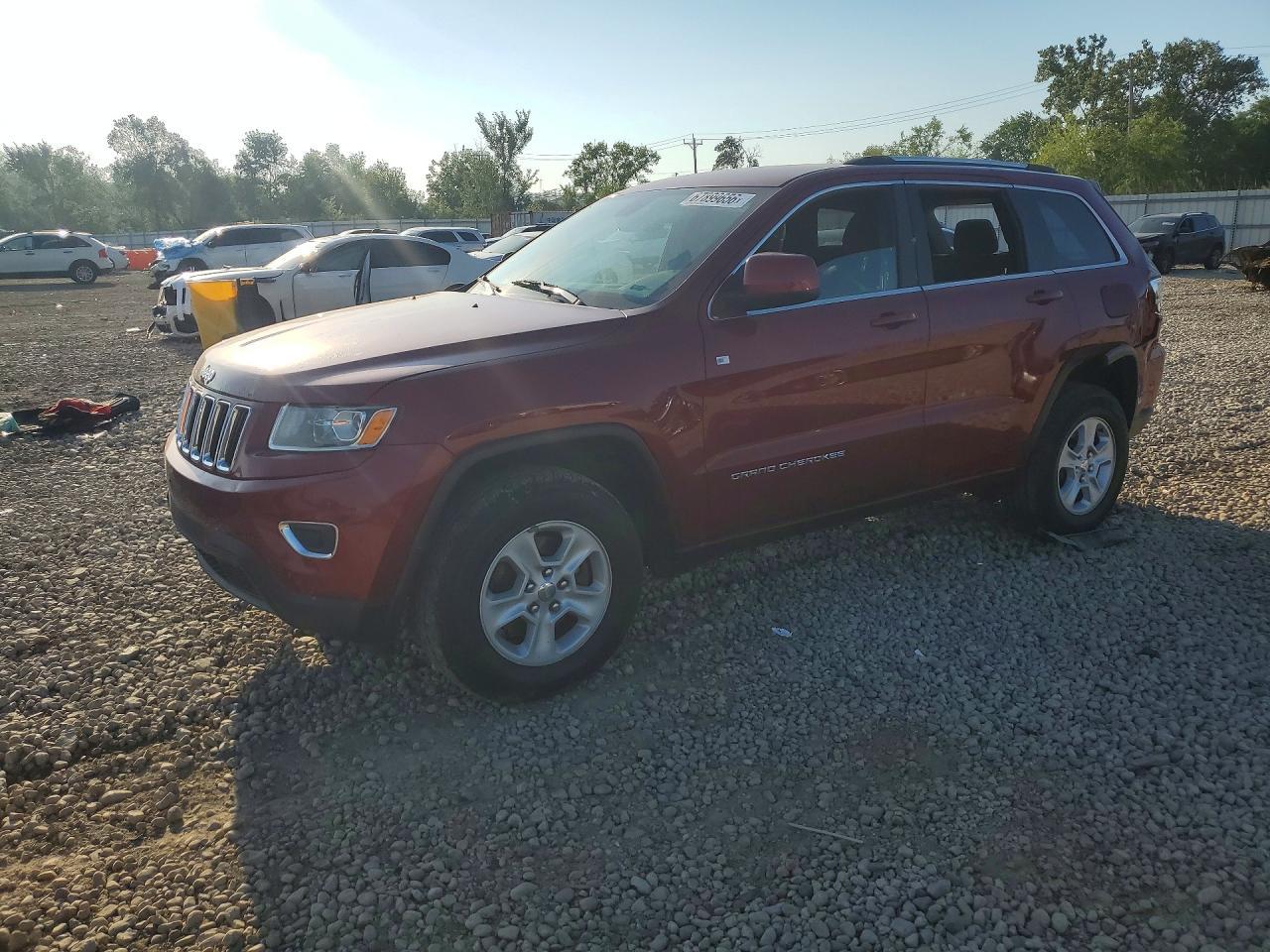 2015 Jeep Grand Cherokee Laredo - zdjęcie główne