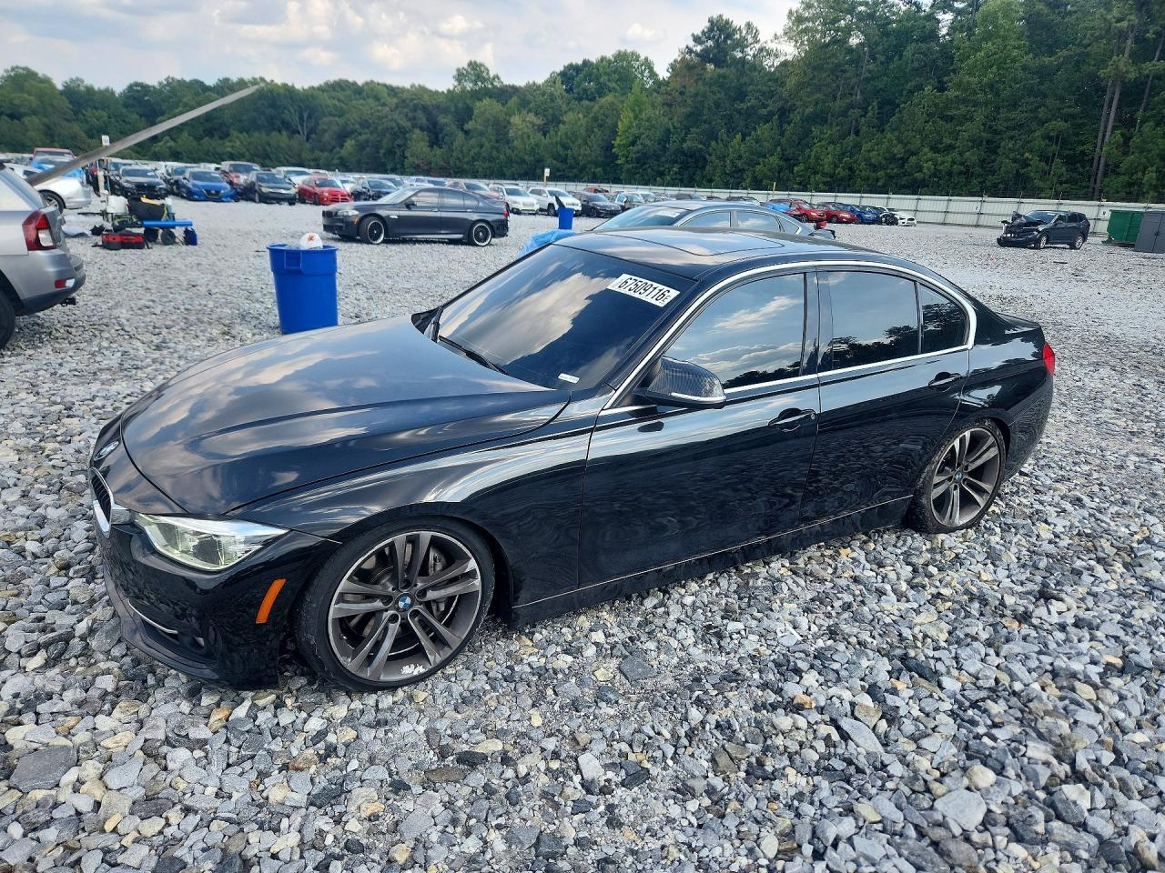 2016 BMW Seria 3 340i - zdjęcie główne