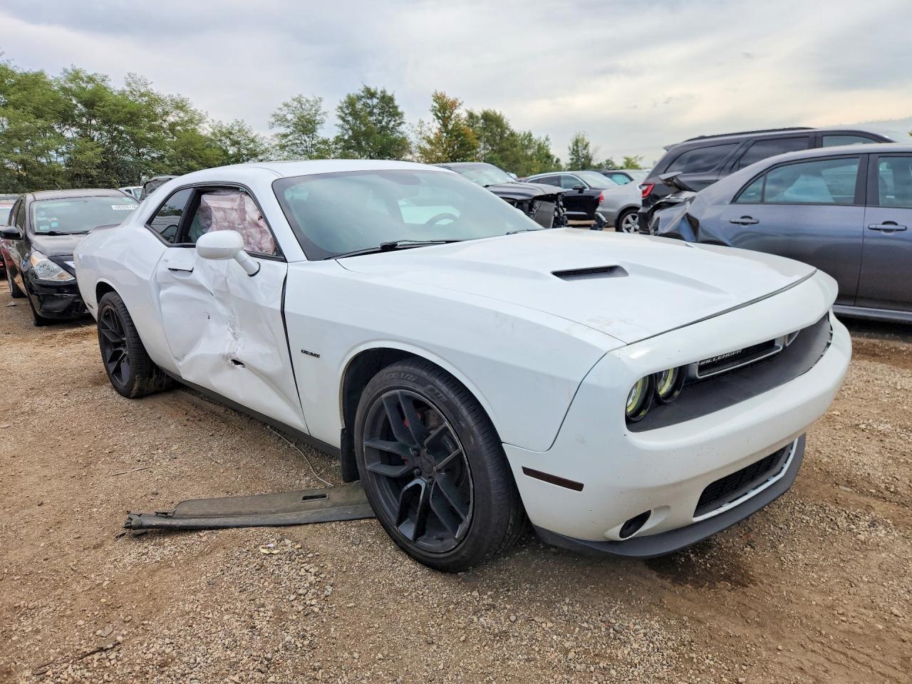 2017 Dodge Challenger R/T - zdjęcie 4