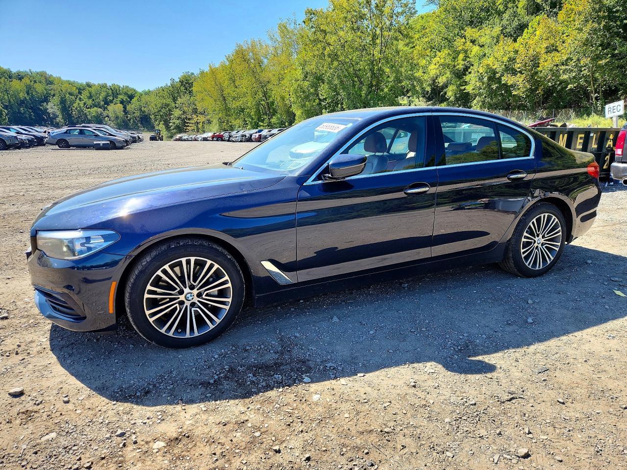 2018 BMW Seria 5 530i - zdjęcie główne