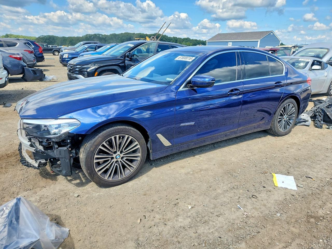 2019 BMW Seria 5 530i - zdjęcie główne