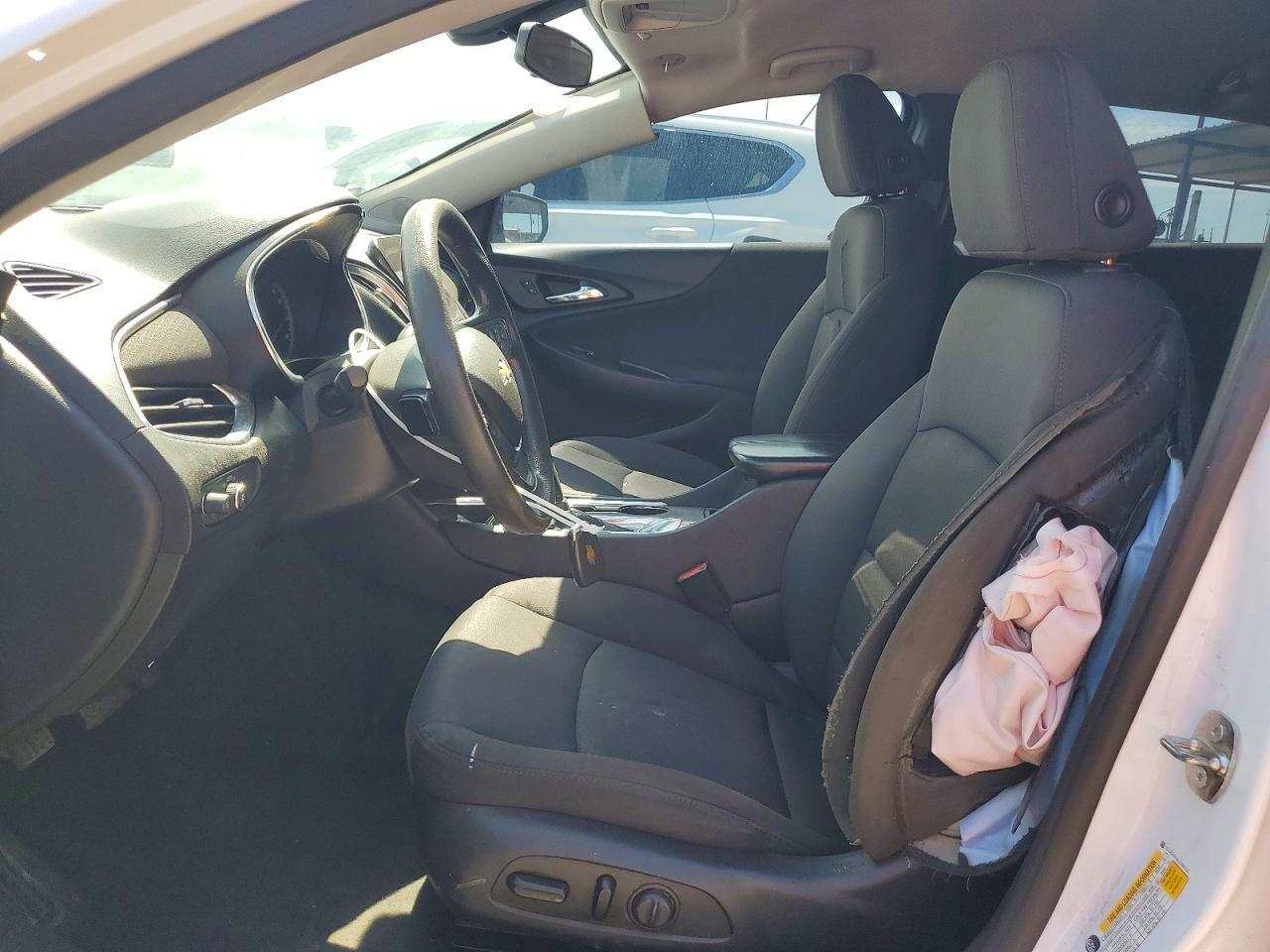 2020 Chevrolet Malibu Lt - zdjęcie 7