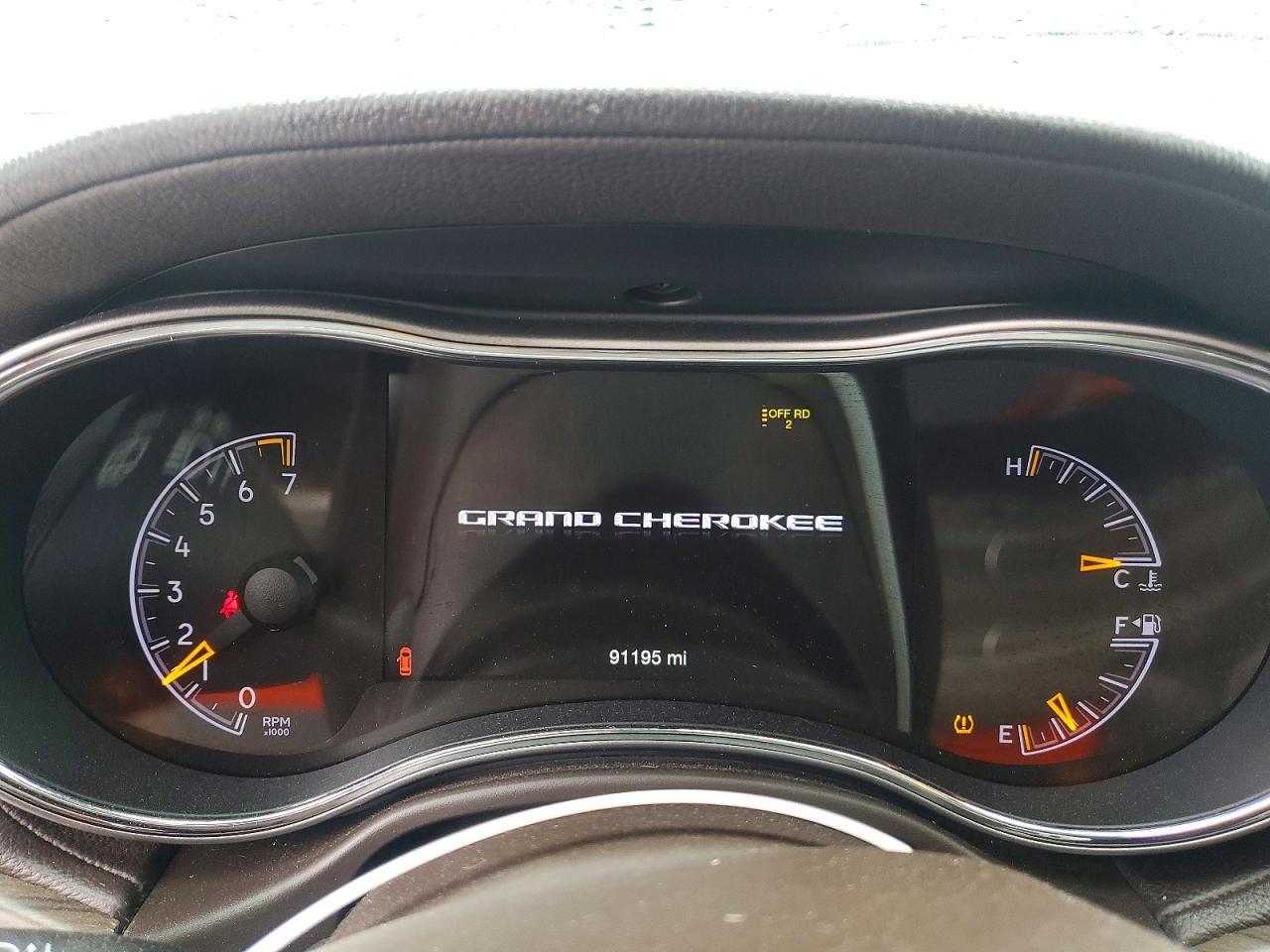 2018 Jeep Grand Cherokee Overland - zdjęcie 9
