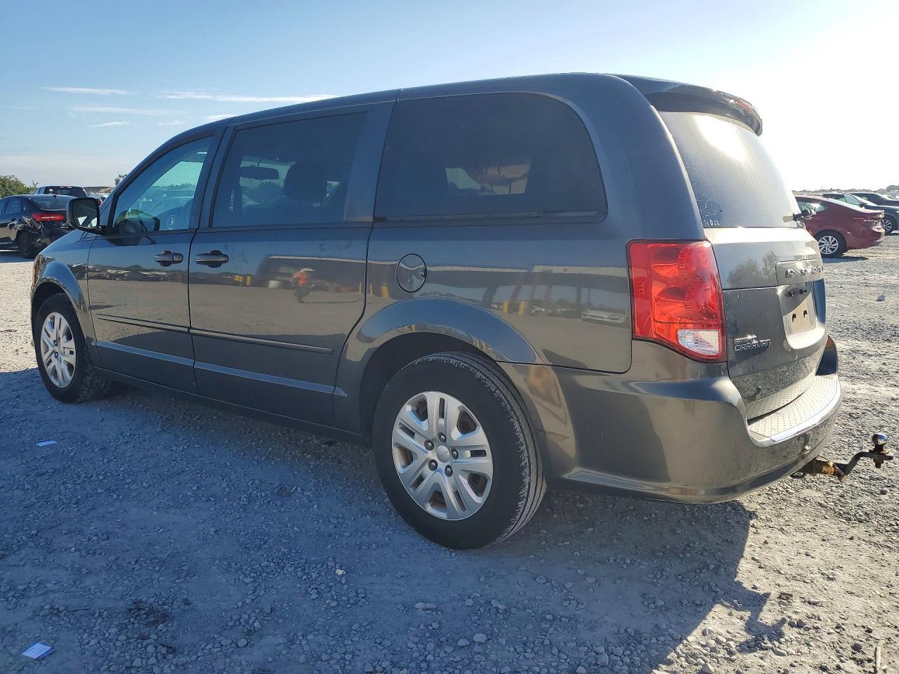 2016 Dodge Grand Caravan Se - zdjęcie 2