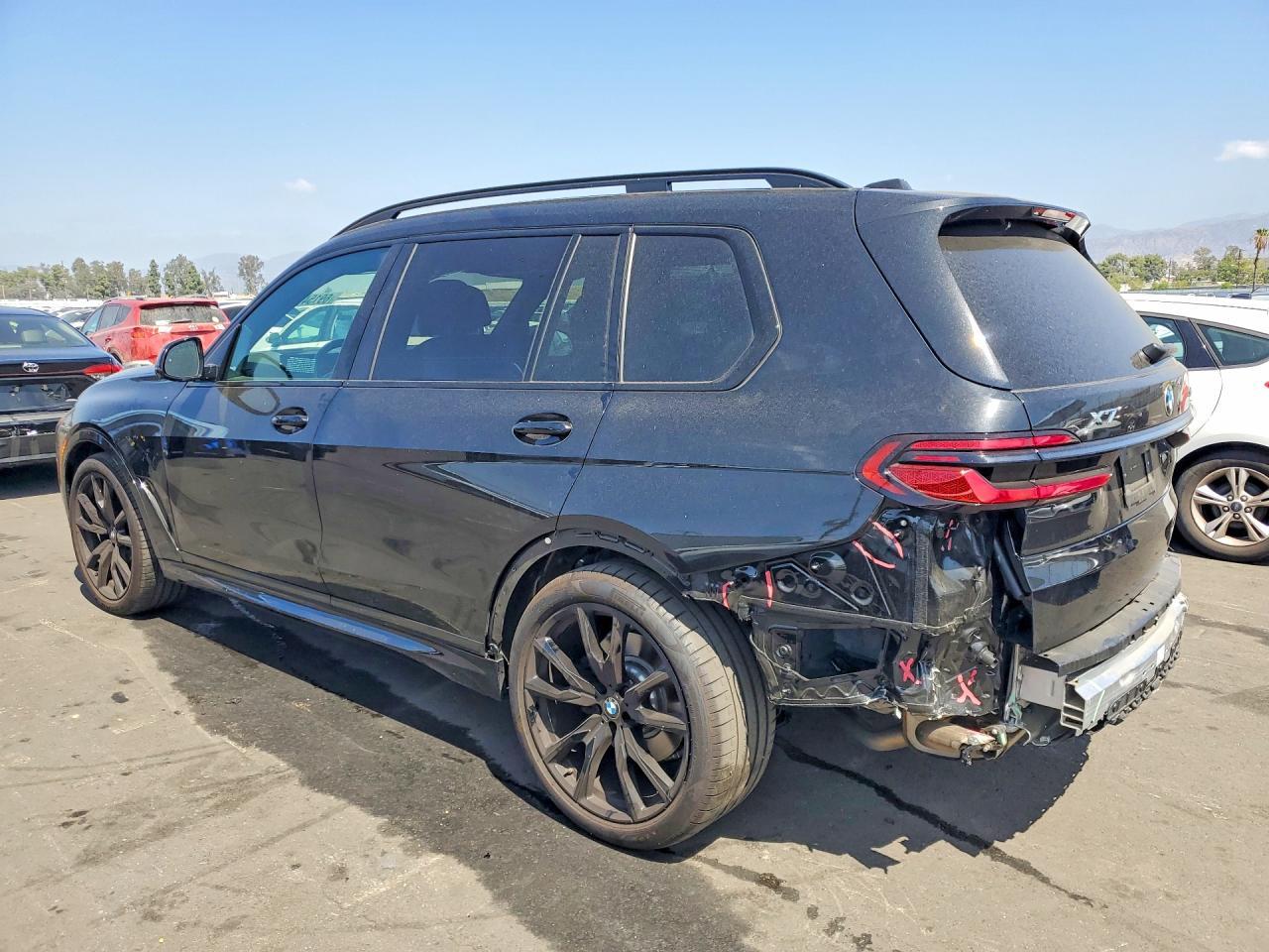 2020 BMW X7 xDrive40I - zdjęcie 2