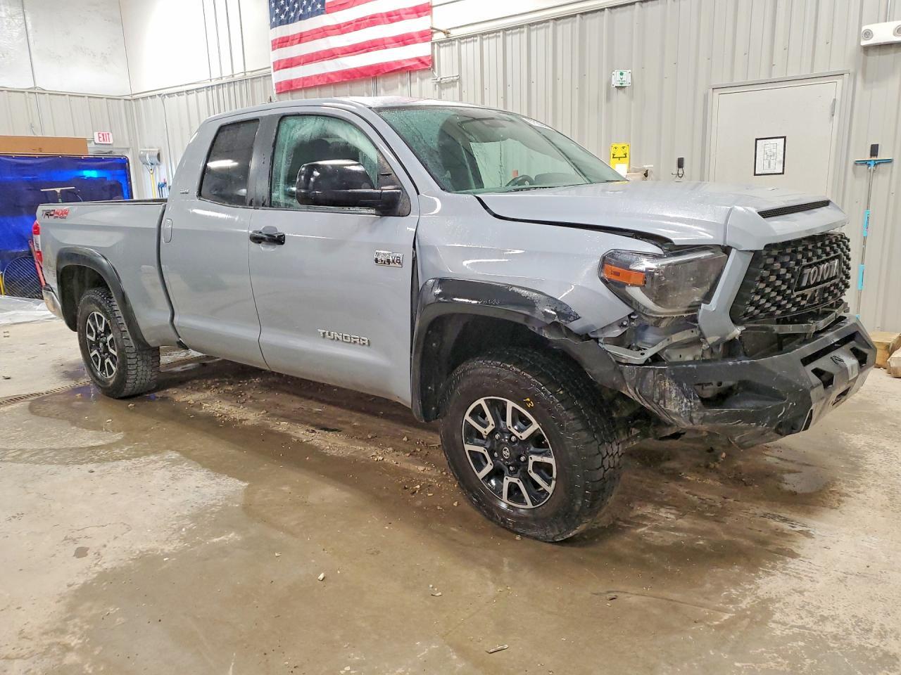2020 Toyota Tundra Sr5 - zdjęcie 4
