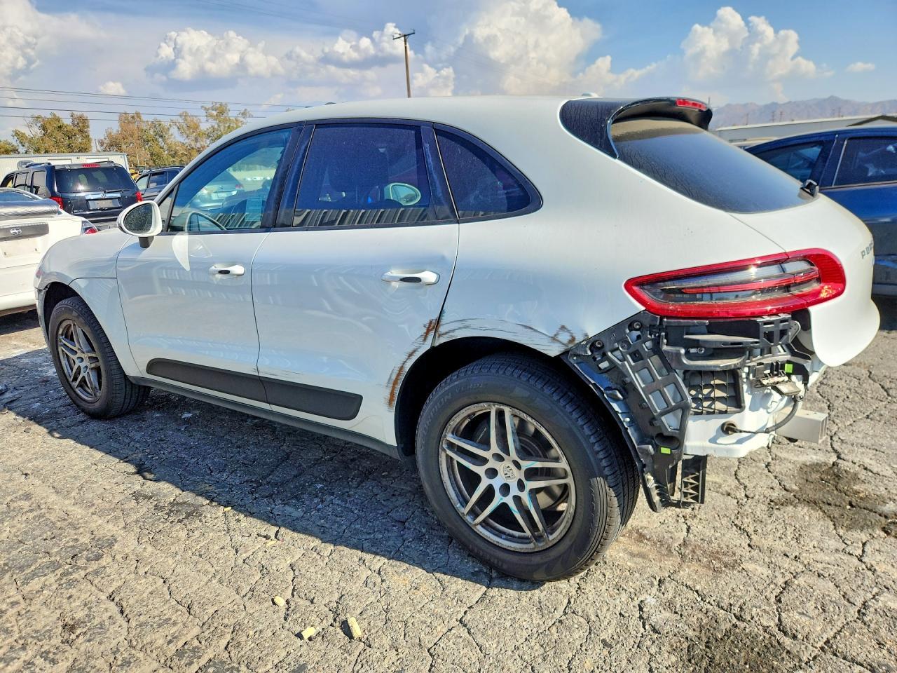 2018 Porsche Macan - zdjęcie 2
