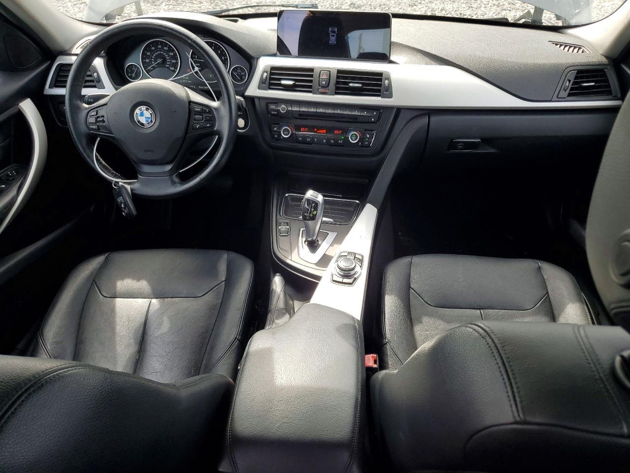 2013 BMW 328 Xi - zdjęcie 8