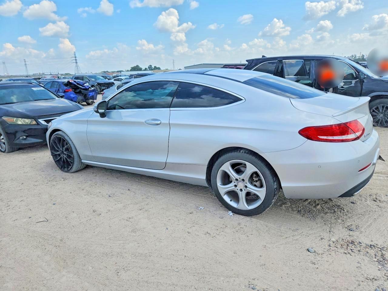 2017 Mercedes-Benz C 300 - zdjęcie 2