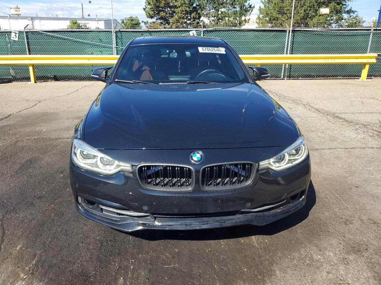 2017 BMW Seria 3 330i - zdjęcie 5