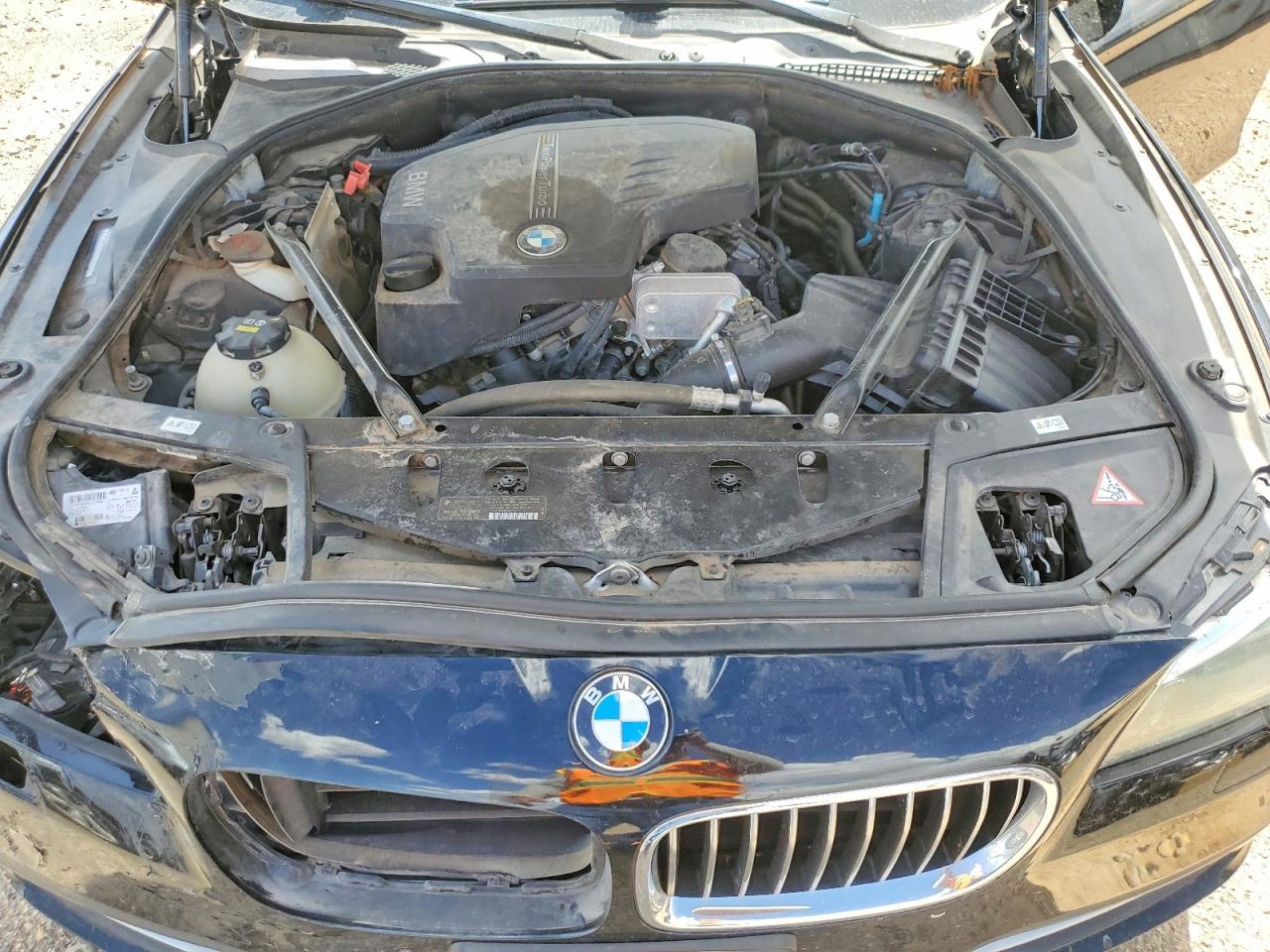 2015 BMW 528 I - zdjęcie 11