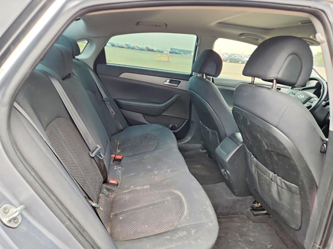 2017 Hyundai Sonata Se - zdjęcie 10