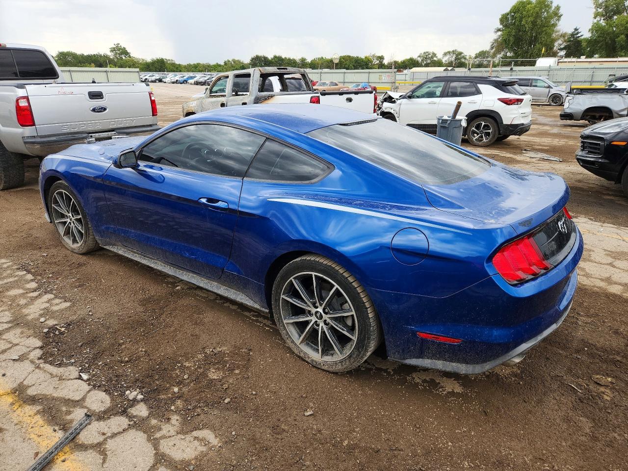 2018 Ford Mustang - zdjęcie 2