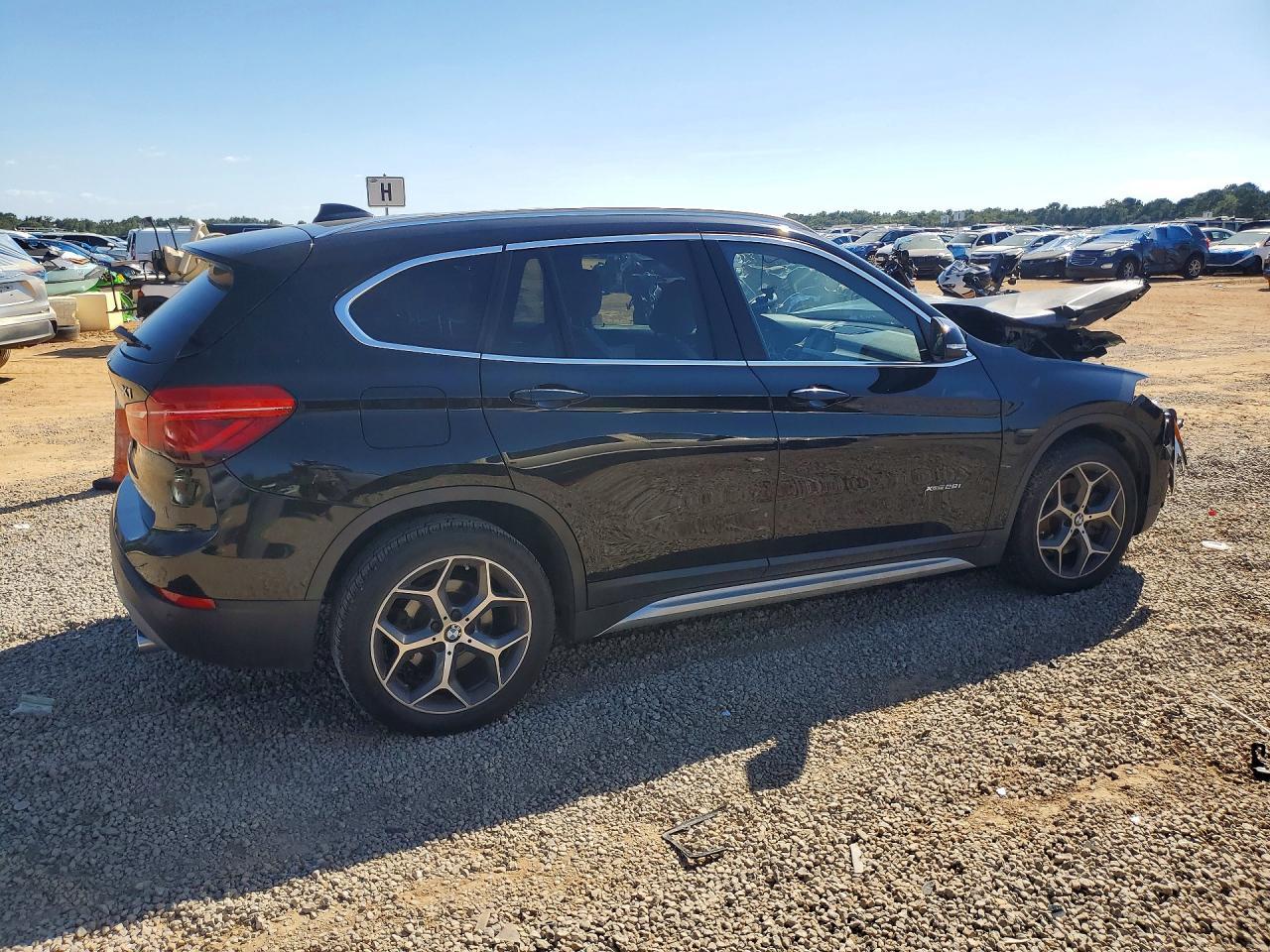 2018 BMW X1 xDrive28I - zdjęcie 3