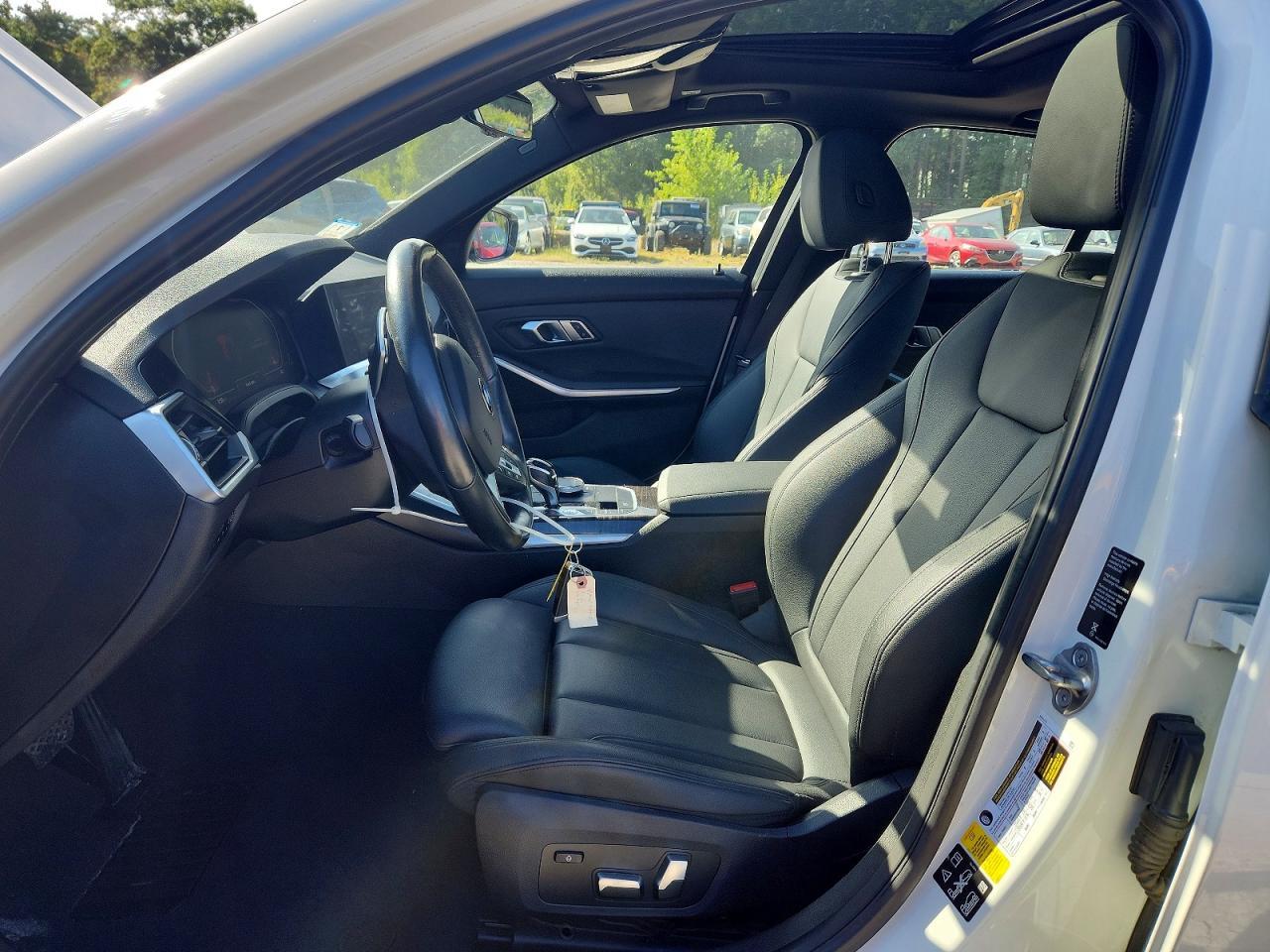 2019 BMW Seria 3 330i - zdjęcie 7