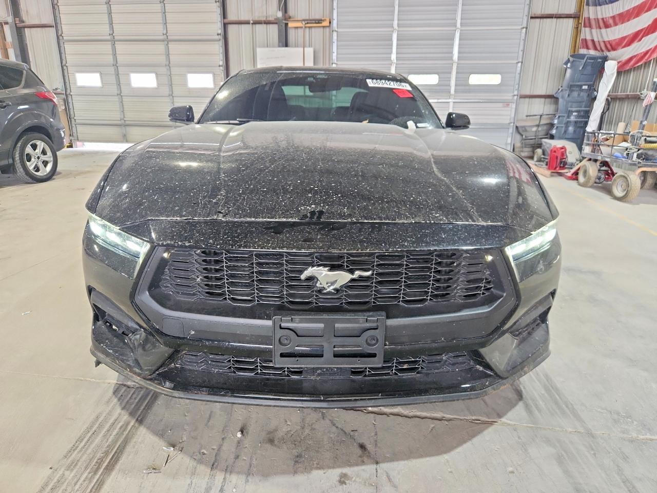 2025 Ford Mustang - zdjęcie 5