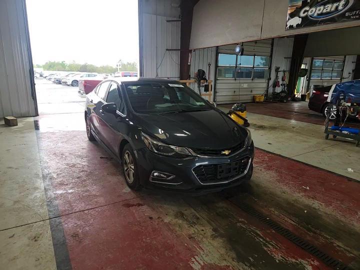 2017 Chevrolet Cruze Lt - zdjęcie 13
