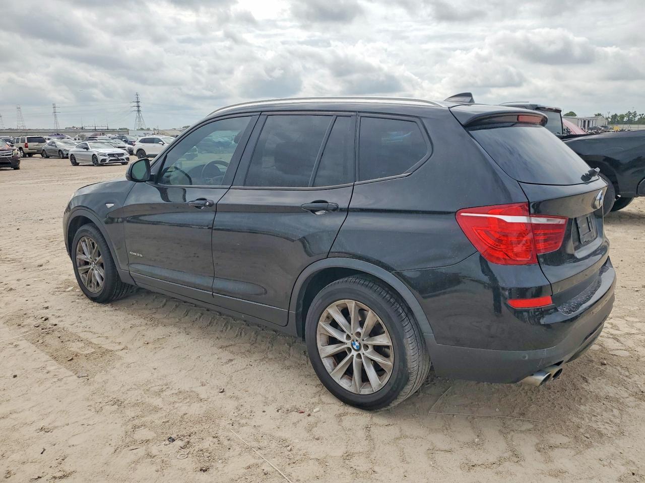 2017 BMW X3 Sdrive28I - zdjęcie 2