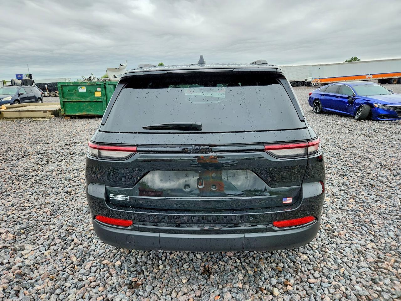 2025 Jeep Grand Cherokee Laredo - zdjęcie 6