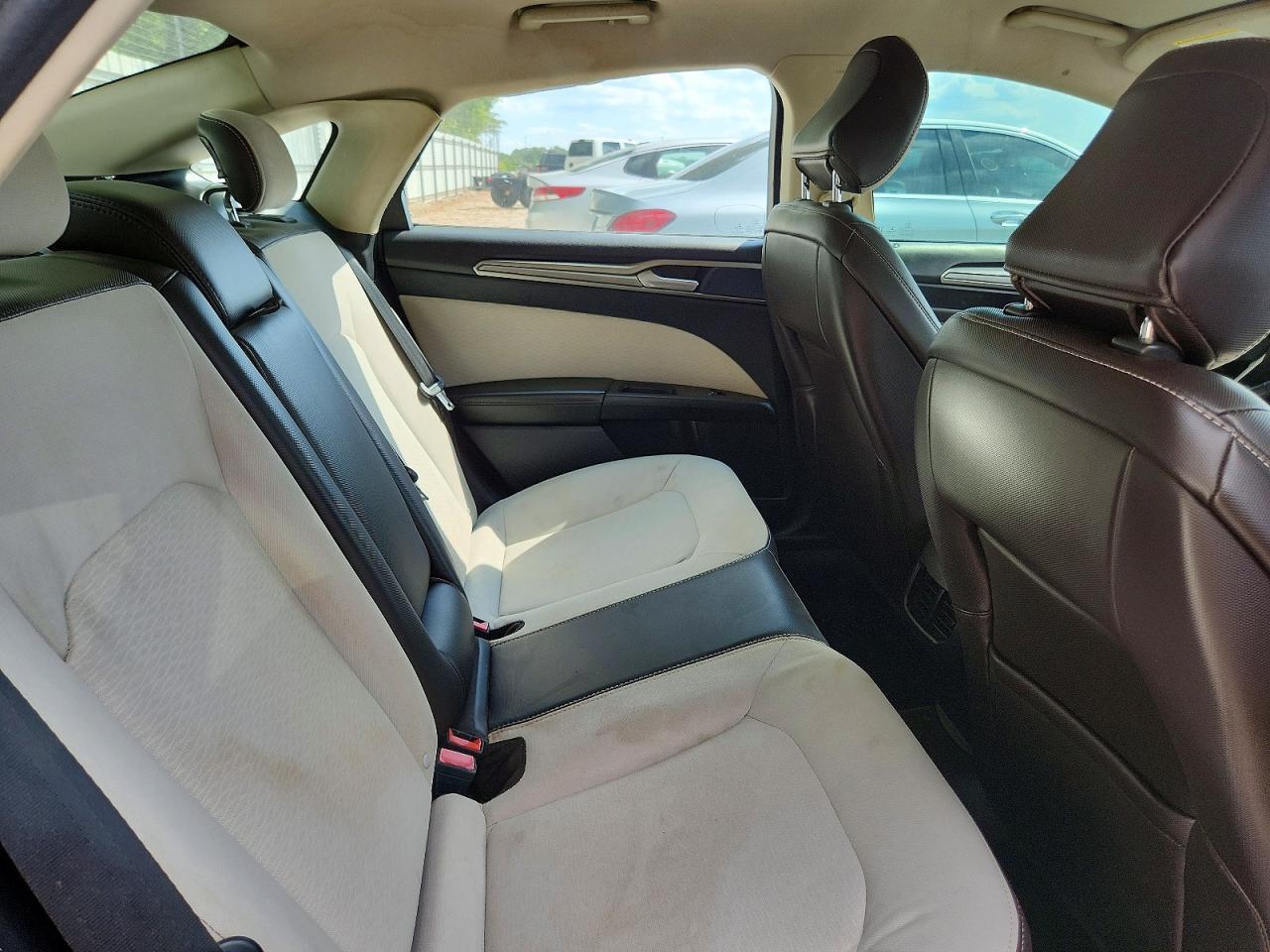 2020 Ford Fusion Se - zdjęcie 10