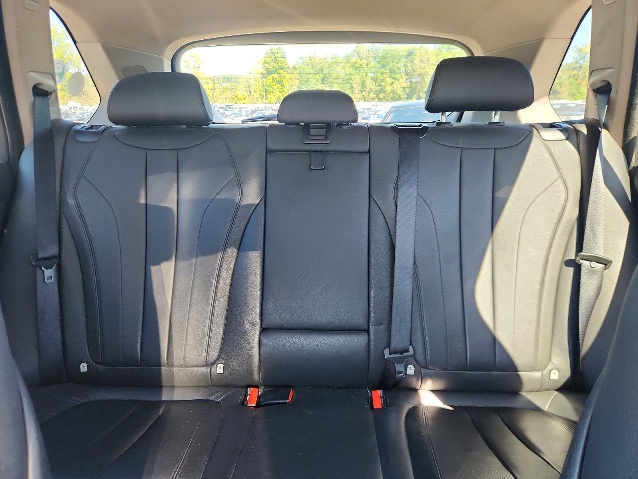 2015 BMW X5 xDrive35I - zdjęcie 10