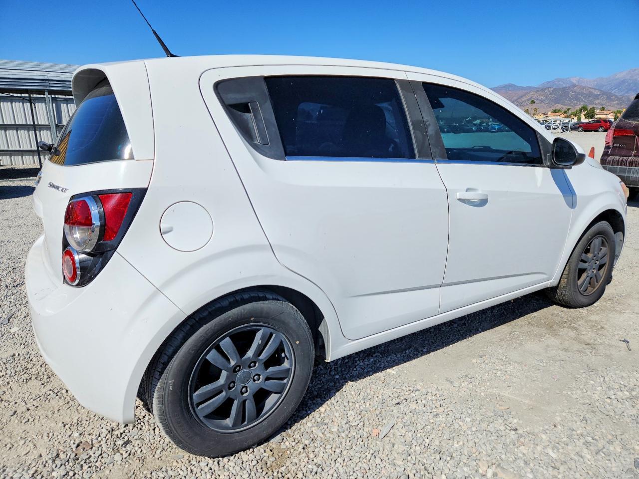 2013 Chevrolet Sonic Lt - zdjęcie 3