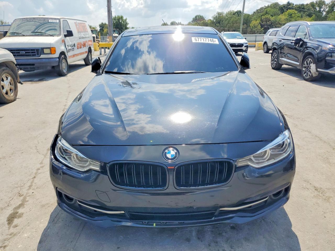 2018 BMW 330 I - zdjęcie 5