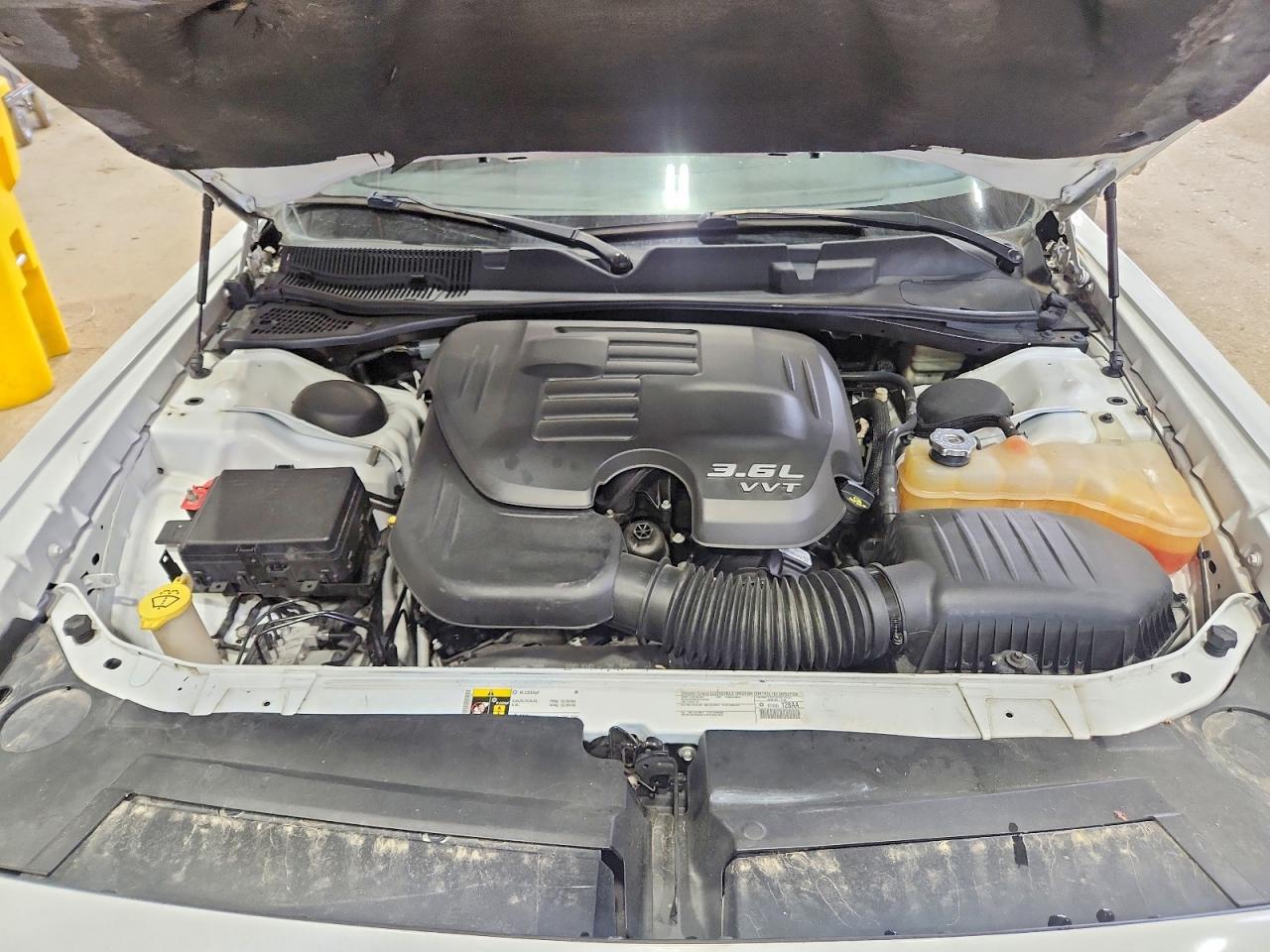 2015 Dodge Challenger Sxt - zdjęcie 11