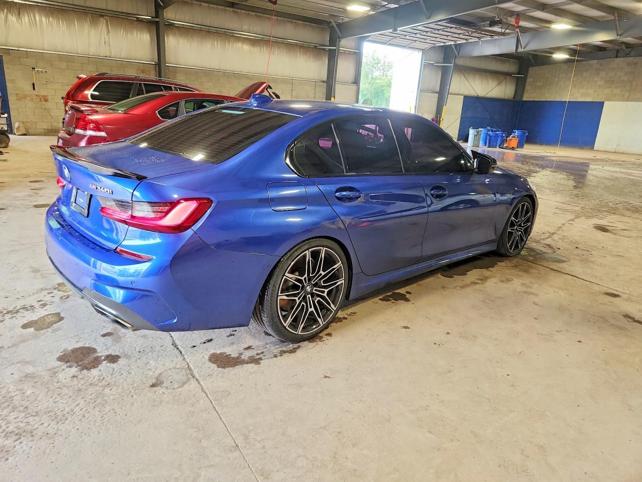 2020 BMW Seria 3 M340i - zdjęcie 3
