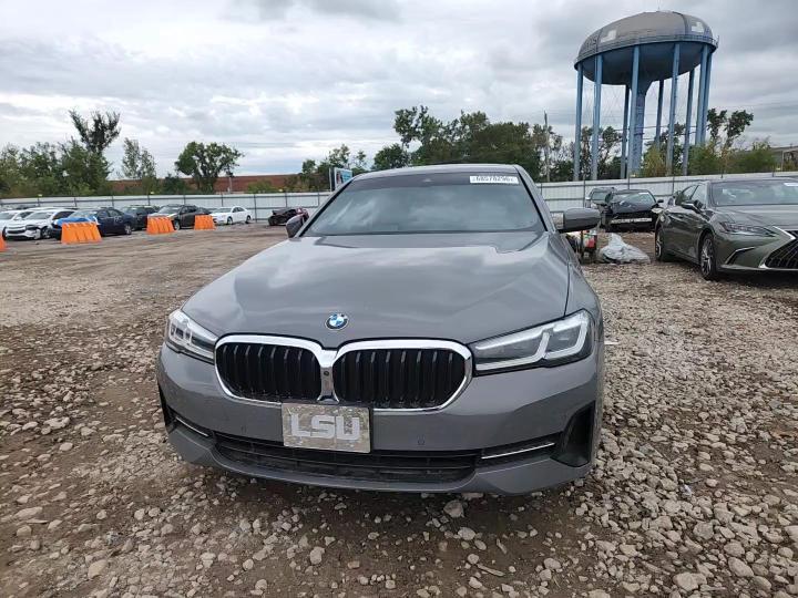 2021 BMW Seria 5 530i - zdjęcie 14