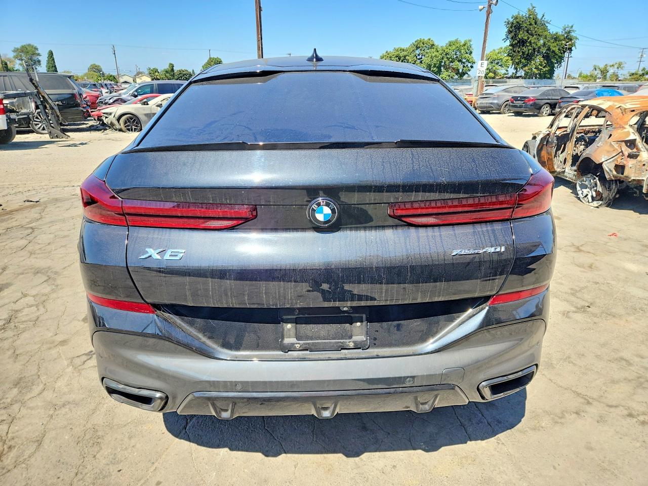 2022 BMW X6 xDrive40I - zdjęcie 6