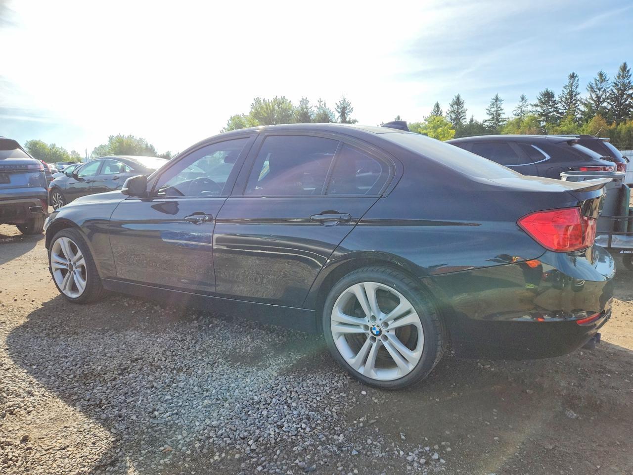 2014 BMW 328 Xi - zdjęcie 2