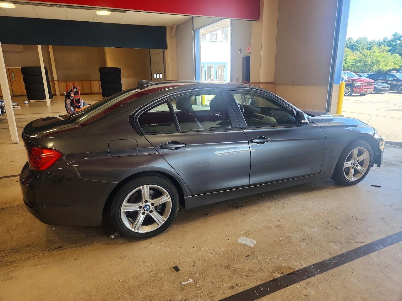 2013 BMW Seria 3 328i - zdjęcie 3