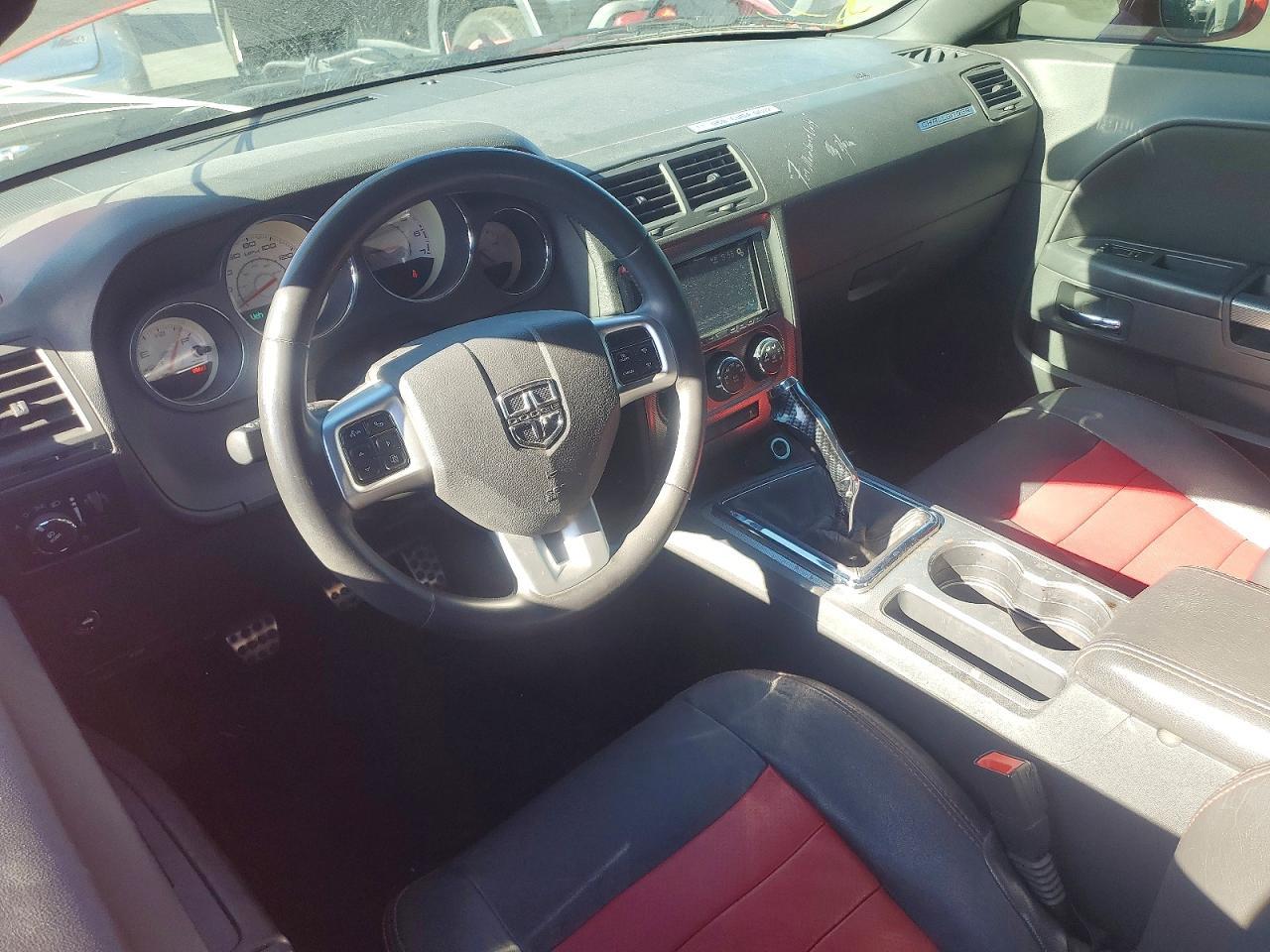 2014 Dodge Challenger R/T - zdjęcie 8