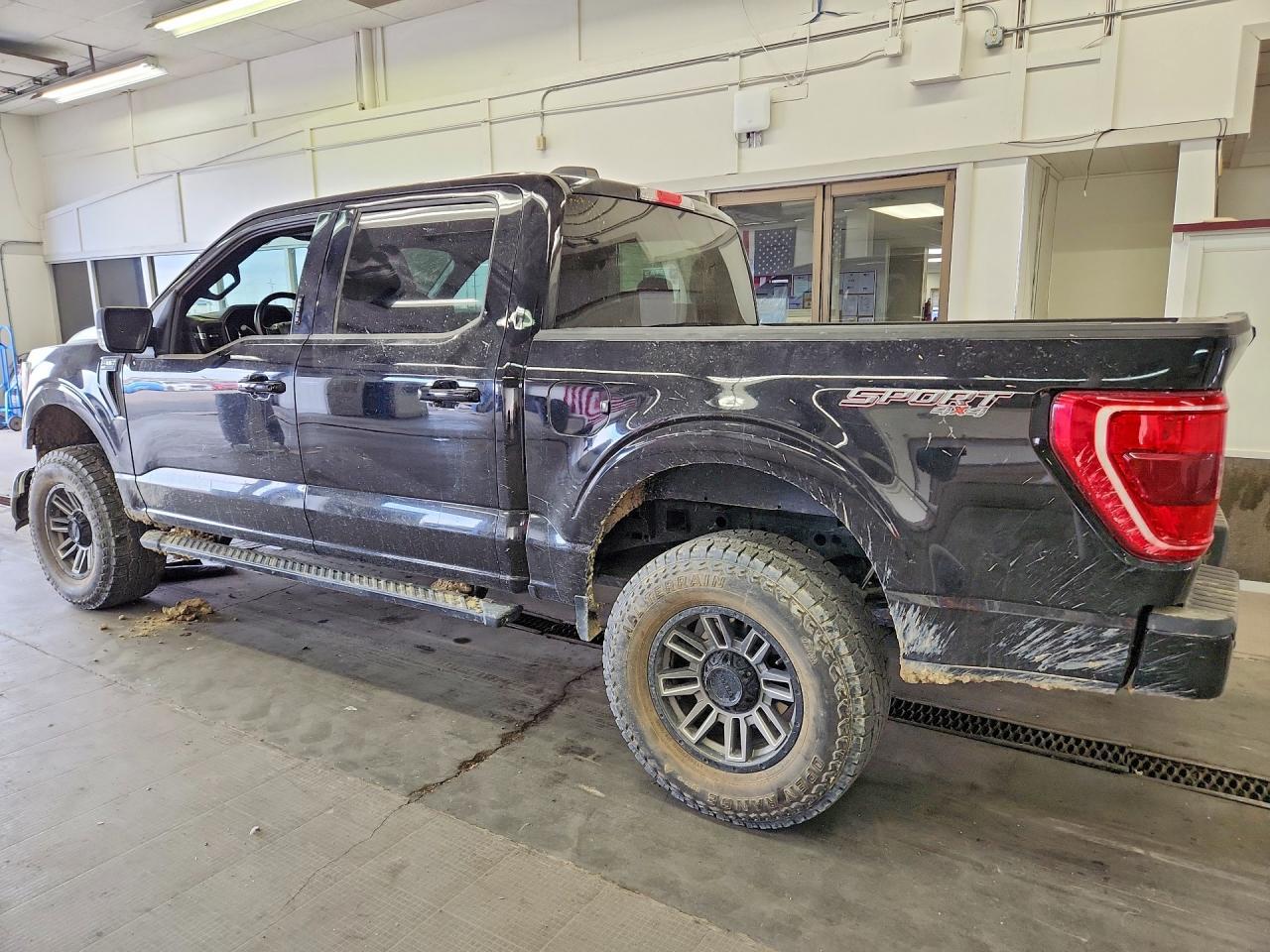 2023 Ford F150 Supercrew - zdjęcie 2