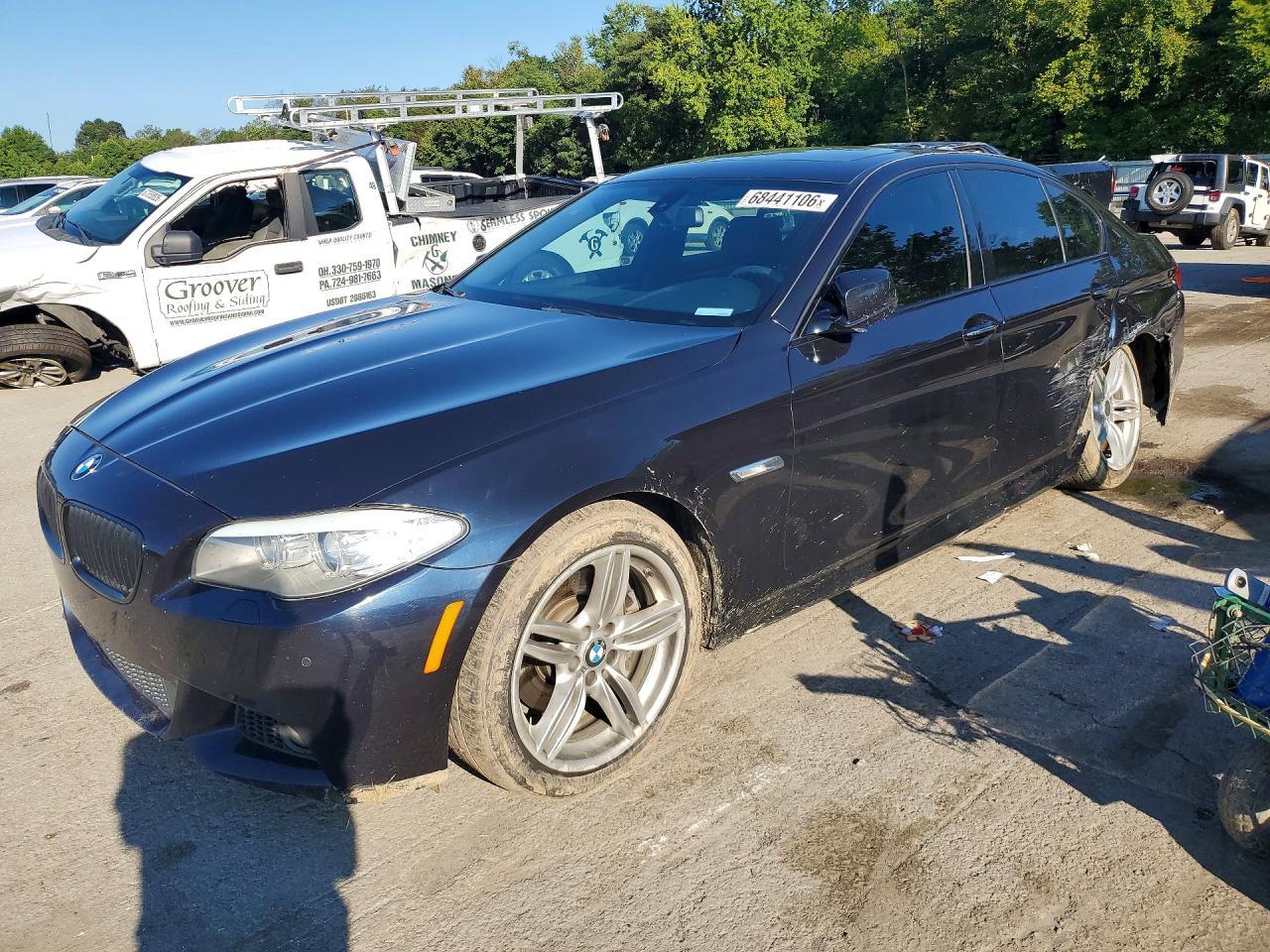 2013 BMW Seria 5 535i - zdjęcie główne