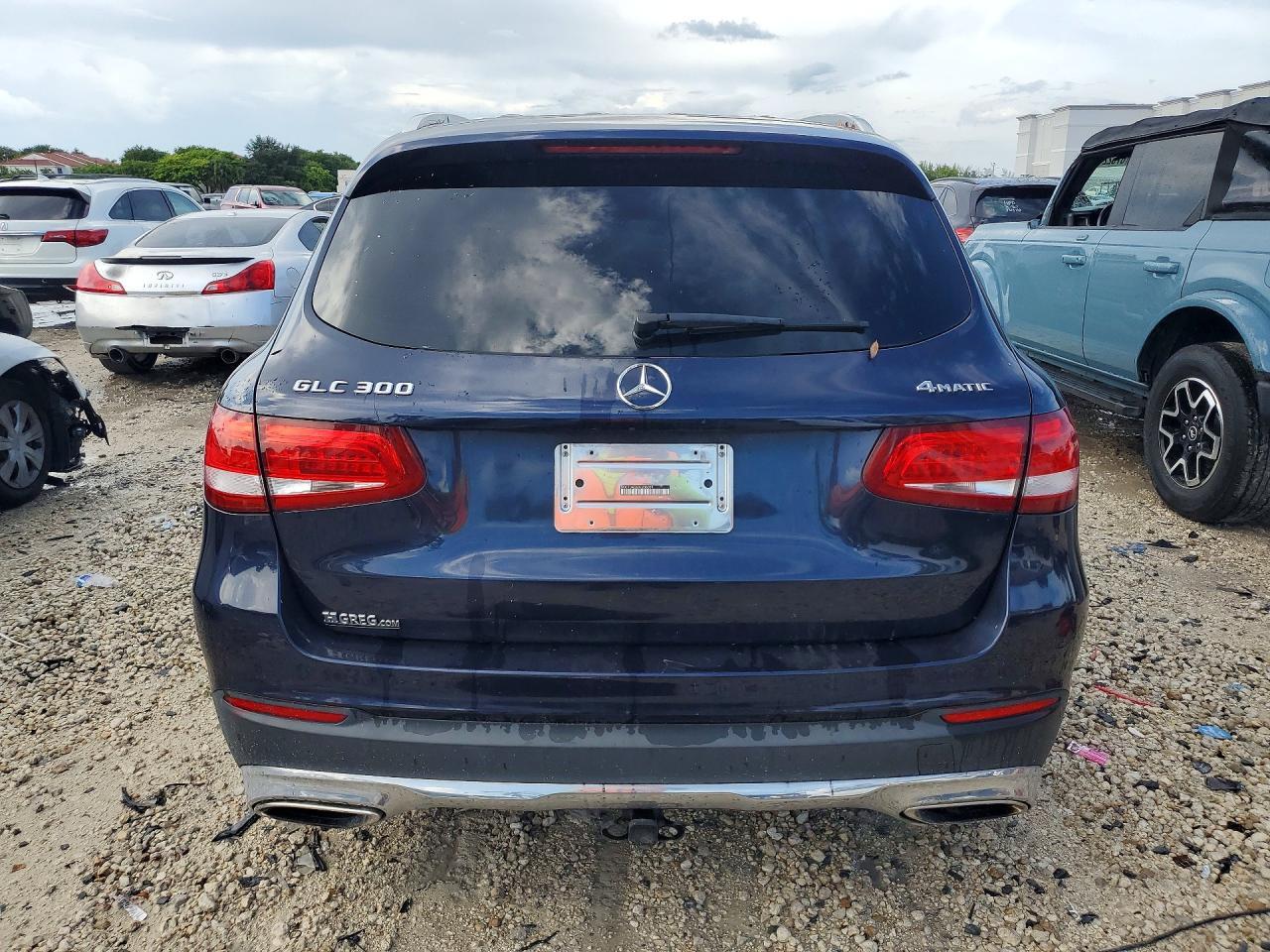 2017 Mercedes-Benz Glc 300 4Matic - zdjęcie 6