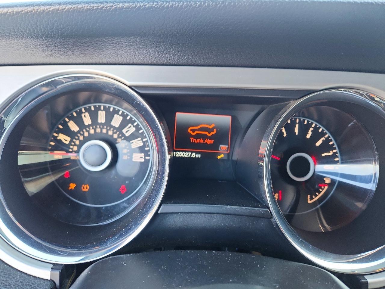 2014 Ford Mustang - zdjęcie 9