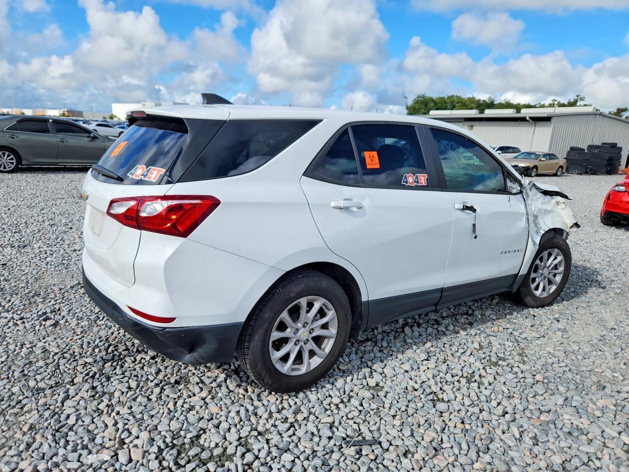 2021 Chevrolet Equinox Ls - zdjęcie 3