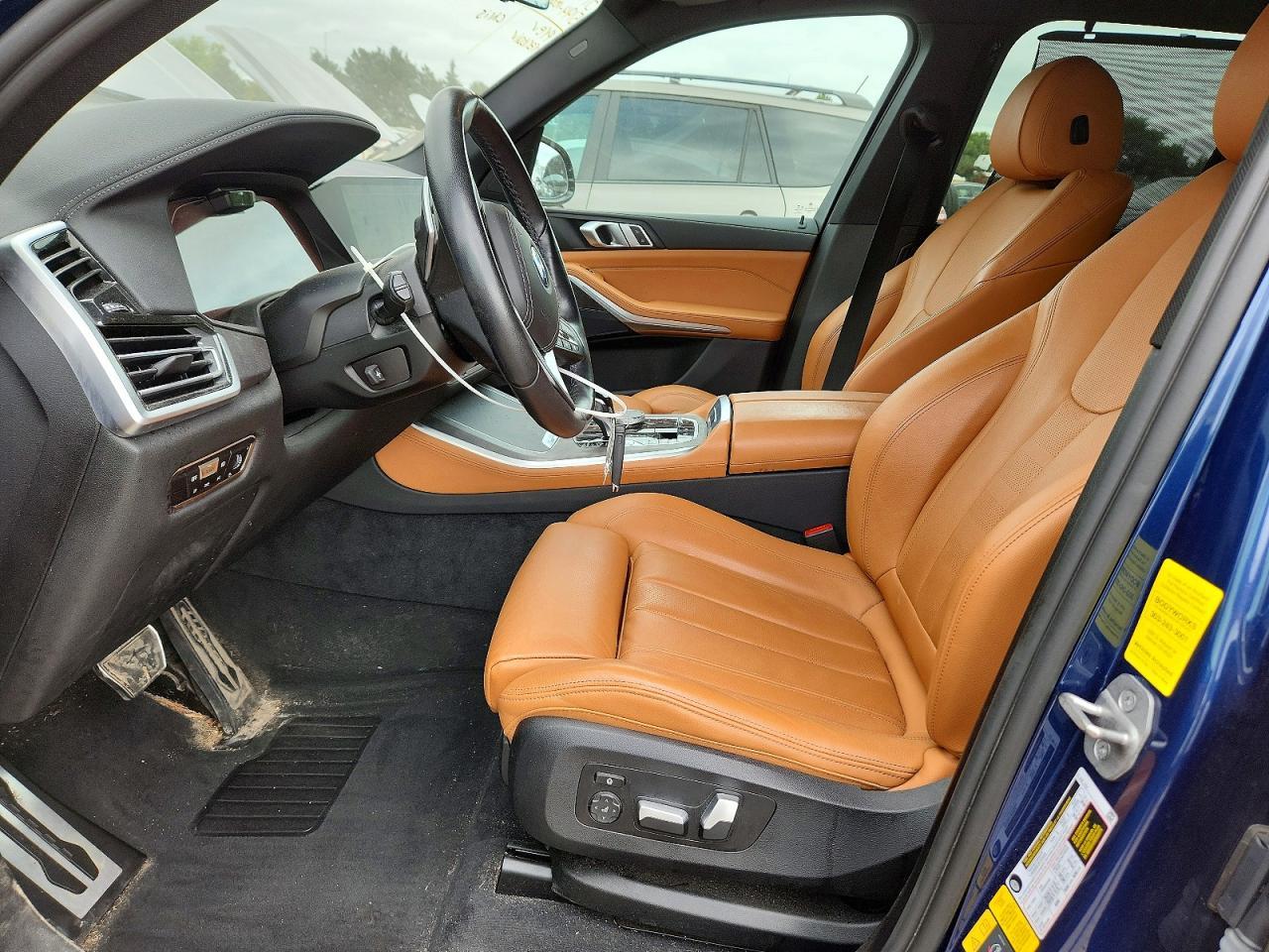 2022 BMW X5 xDrive45E - zdjęcie 7