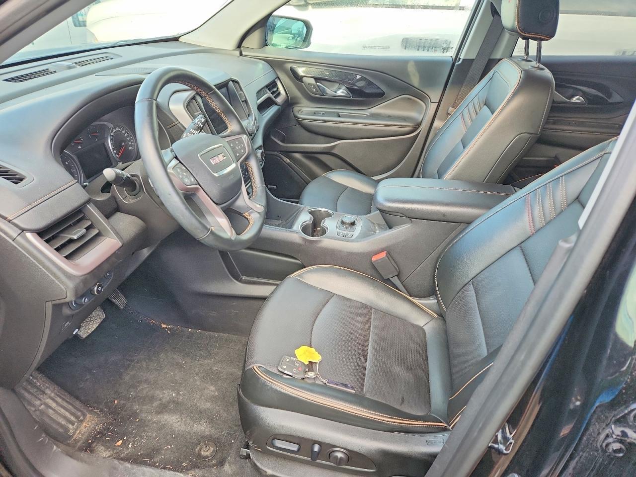 2024 GMC Terrain At4 - zdjęcie 7