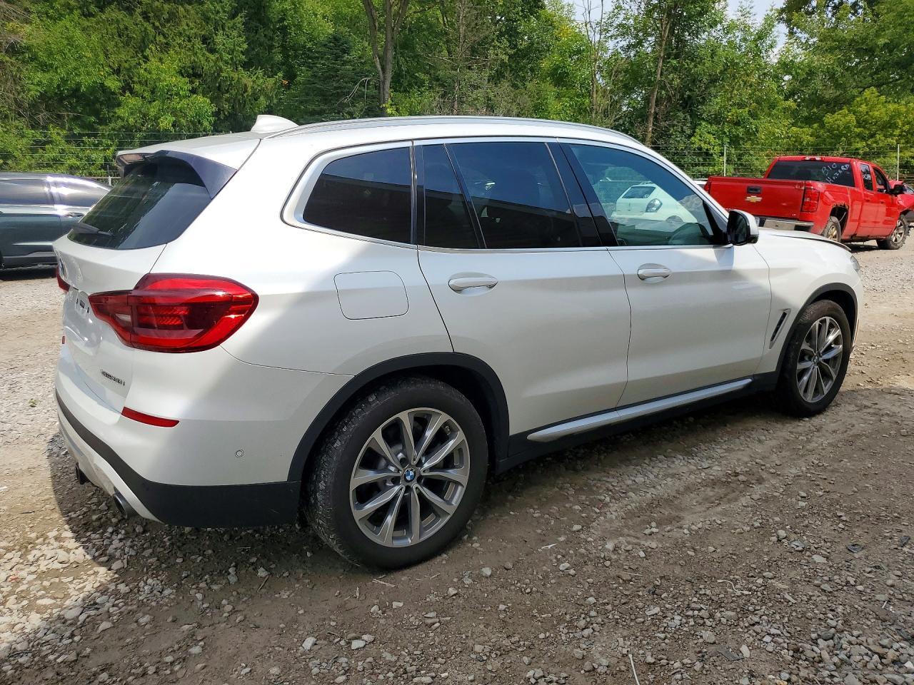 2019 BMW X3 xDrive30I - zdjęcie 3