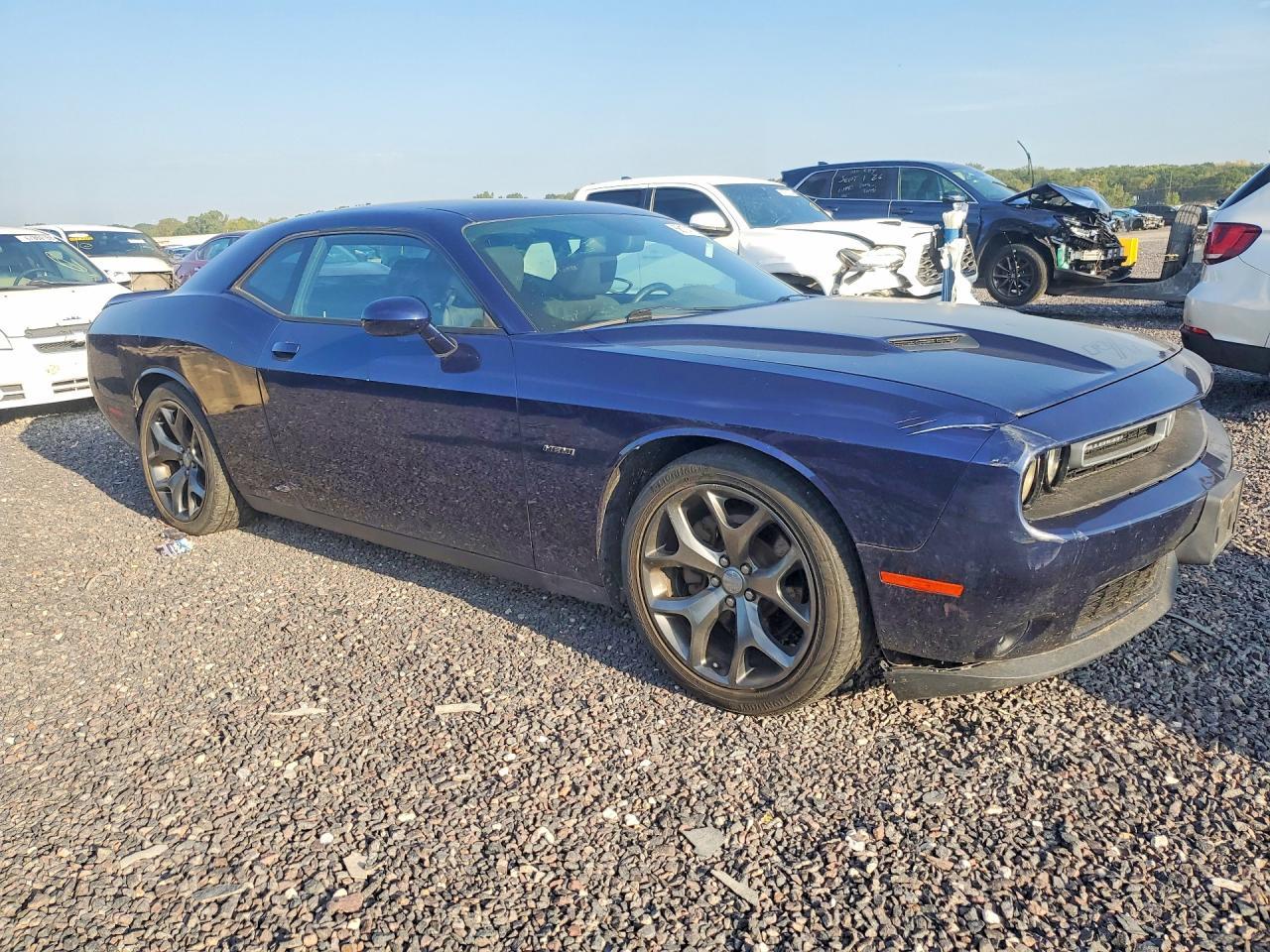 2015 Dodge Challenger Sxt - zdjęcie 4