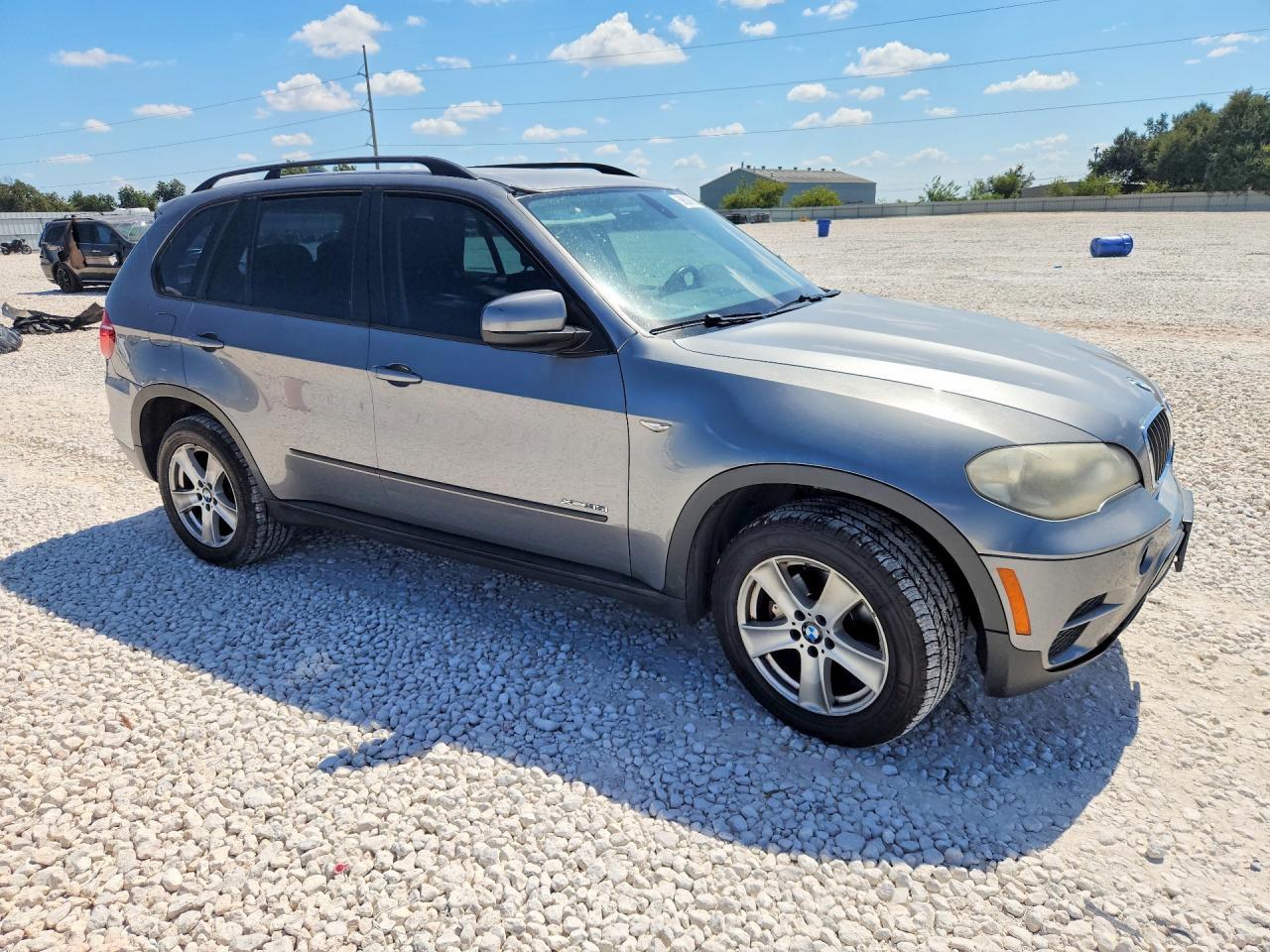 2013 BMW X5 xDrive35I - zdjęcie 4