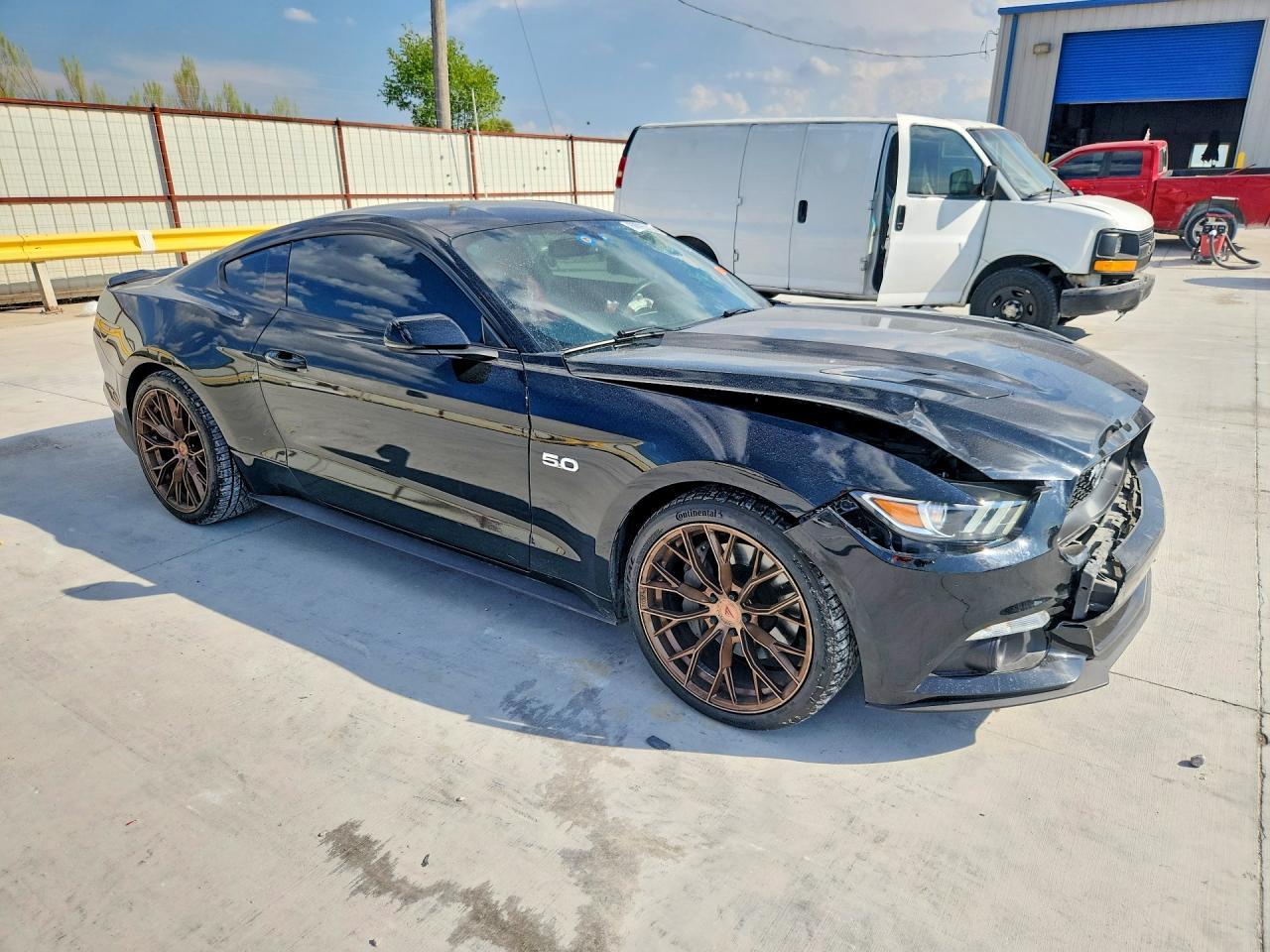2016 Ford Mustang Gt - zdjęcie 4
