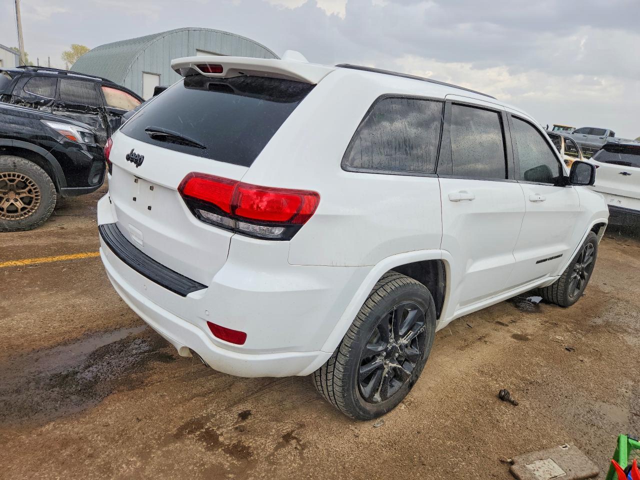 2019 Jeep Grand Cherokee Laredo - zdjęcie 3