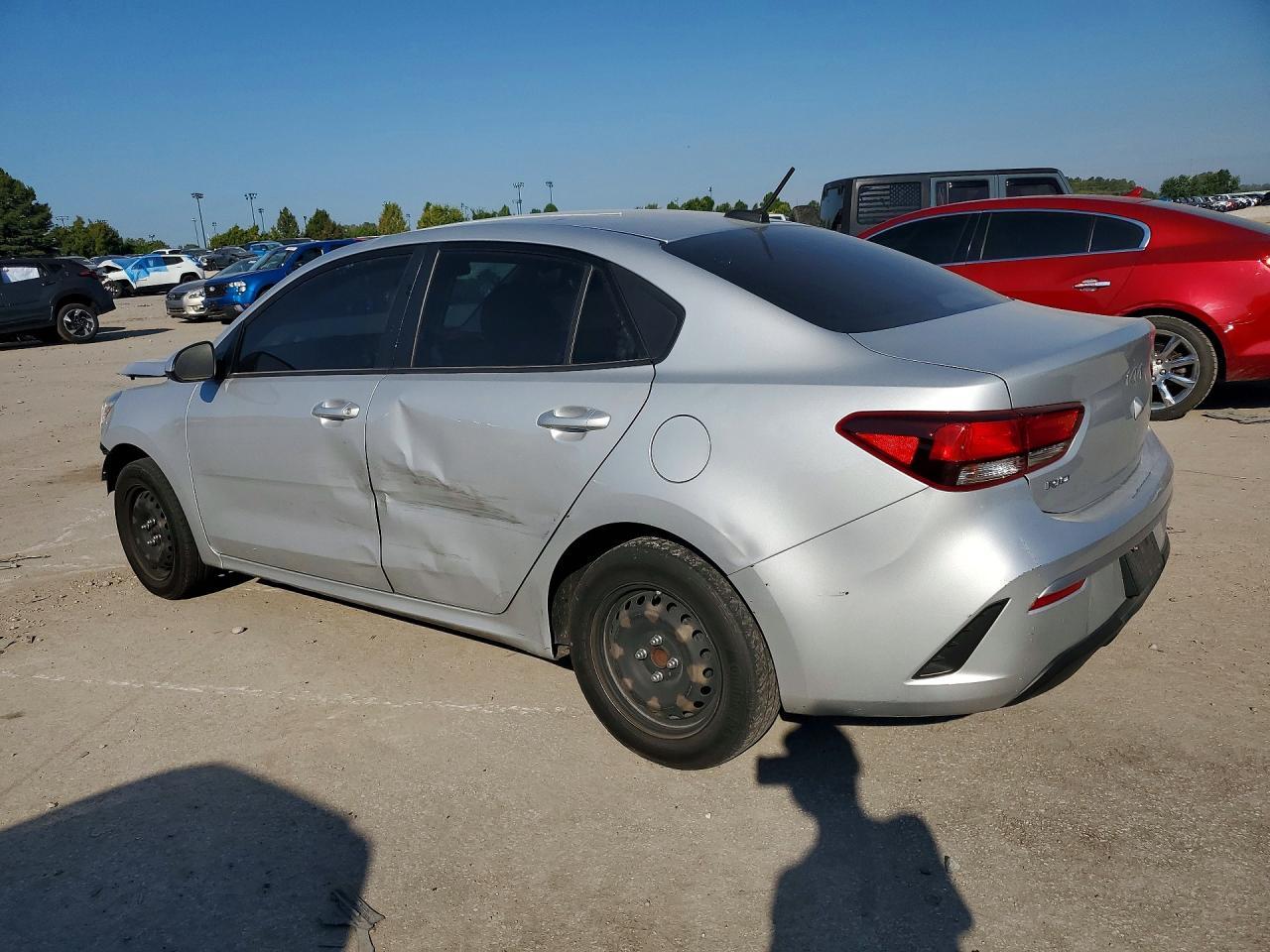 2022 Kia Rio Lx - zdjęcie 2