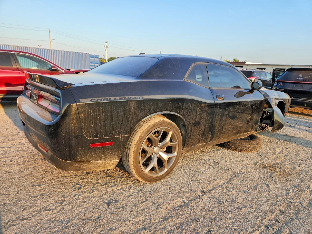 2015 Dodge Challenger Sxt - zdjęcie 3