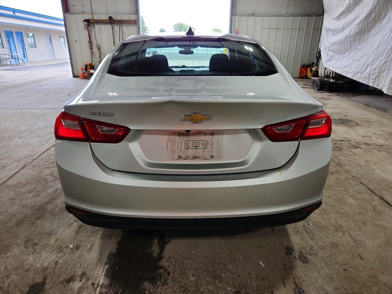 2021 Chevrolet Malibu Ls - zdjęcie 6
