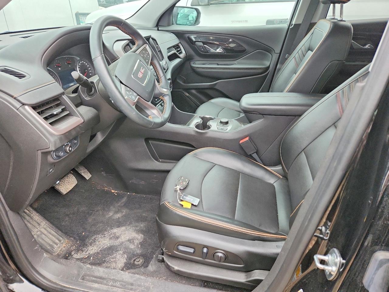 2024 GMC Terrain At4 - zdjęcie 7